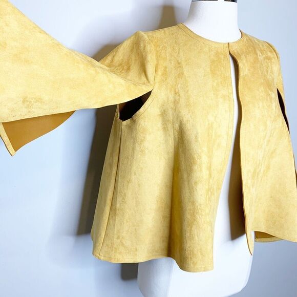Jayley Collection S Small Faux Suede Capelet Camel Tan Soft Jacket Top Open - Picture 8 of 9